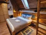 10-King-Size-Pat-Dormitor-Transilvania