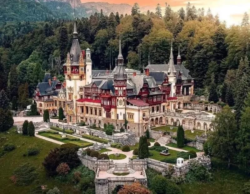 Castelul Peleș Thumbnail